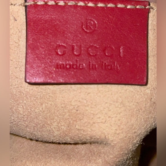 GUCCI CALFSKIN MATELASSE GG MARMONT COSMETIC CASE IN RED EUC - Picture 4 of 15